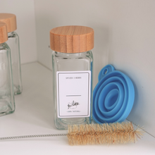 Charger l&#39;image dans la visionneuse de la galerie, 24 bocaux à épices (120mL) en verre avec couvercle bambou
