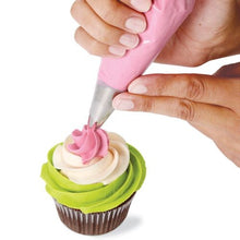 Charger l&#39;image dans la visionneuse de la galerie, KIT DÉCORATION Cupcakes Douilles et poches (12PIÈCES) - Wilton
